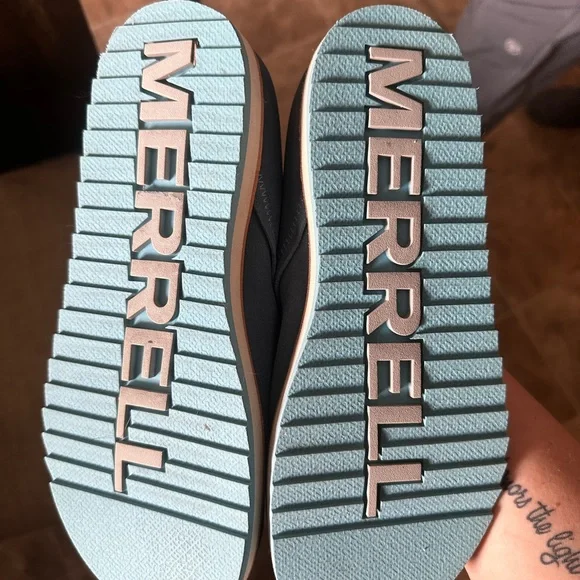 Merrell clogs - Picture 2 of 3